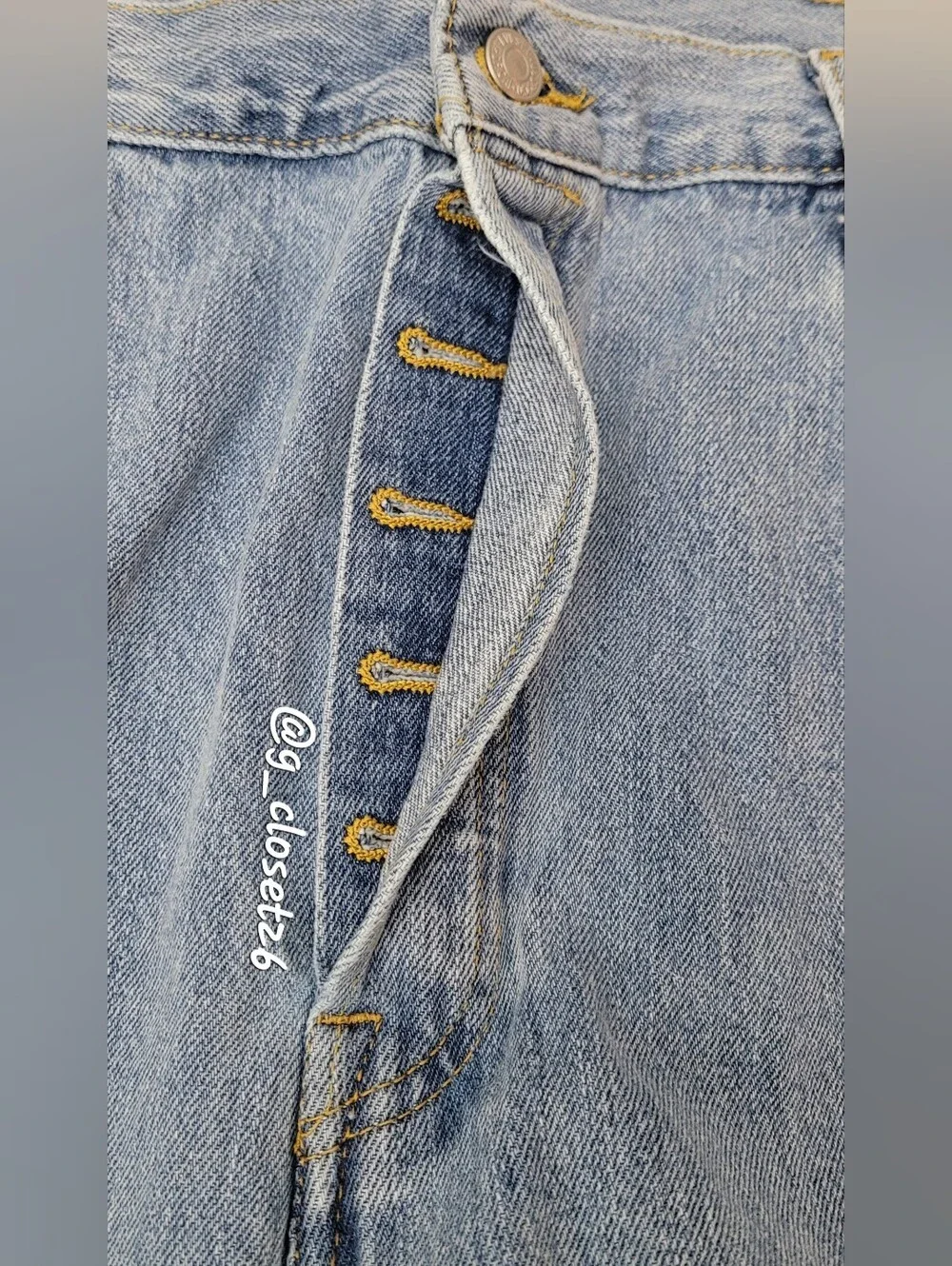 Vintage Button Fly XX Levi's 501® Men's Light Blue Denim Jeans